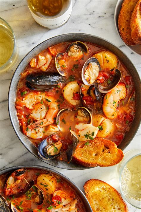 How does Cioppino fit into your Daily Goals - calories, carbs, nutrition