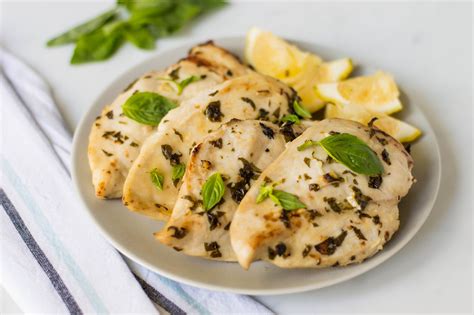 How does Citrus Basil Chicken fit into your Daily Goals - calories, carbs, nutrition