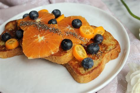 How does Citrus French Toast fit into your Daily Goals - calories, carbs, nutrition