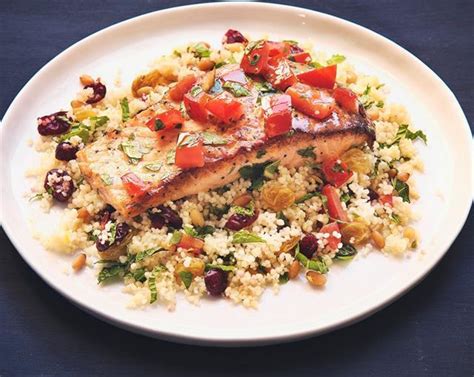 How does Citrus Salmon, Couscous & Green Beans fit into your Daily Goals - calories, carbs, nutrition