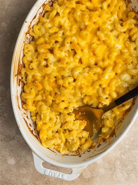 How does Classic Mac & Beef fit into your Daily Goals - calories, carbs, nutrition