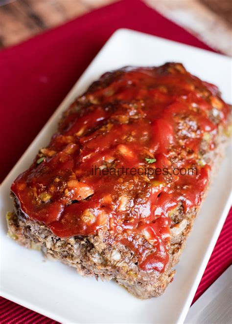 How does Classic Meatloaf fit into your Daily Goals - calories, carbs, nutrition