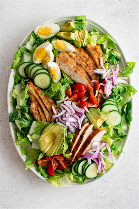 How does Cobb Salad fit into your Daily Goals - calories, carbs, nutrition