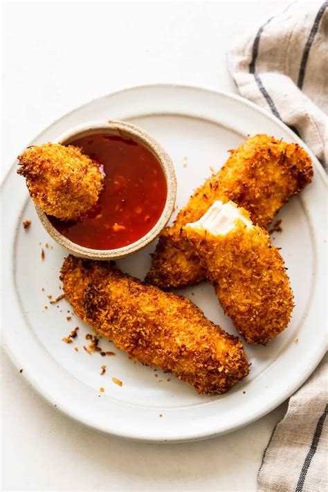 How does Coconut Chicken Tenders fit into your Daily Goals - calories, carbs, nutrition