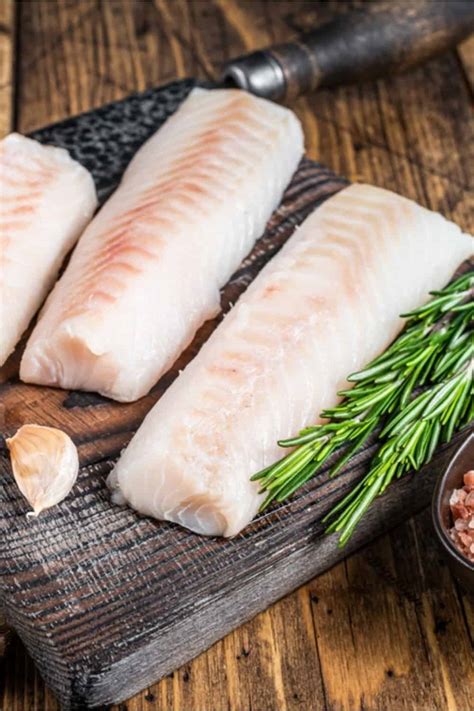 How does Cod Tian, Cod Fillet fit into your Daily Goals - calories, carbs, nutrition