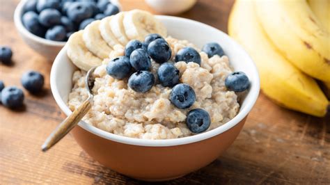 How does Cooked Oatmeal fit into your Daily Goals - calories, carbs, nutrition