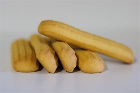 How does Cookies - Margherite fit into your Daily Goals - calories, carbs, nutrition