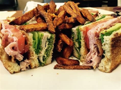 How does Cowboy Club Sandwich fit into your Daily Goals - calories, carbs, nutrition