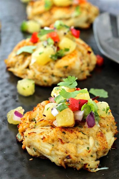 How does Crab Cakes and Salsa fit into your Daily Goals - calories, carbs, nutrition