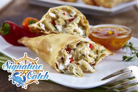 How does Crab Empanada with Remoulade fit into your Daily Goals - calories, carbs, nutrition