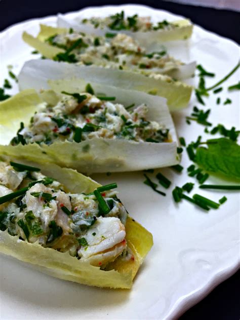 How does Crab Salad with Lemon Grass Mint fit into your Daily Goals - calories, carbs, nutrition