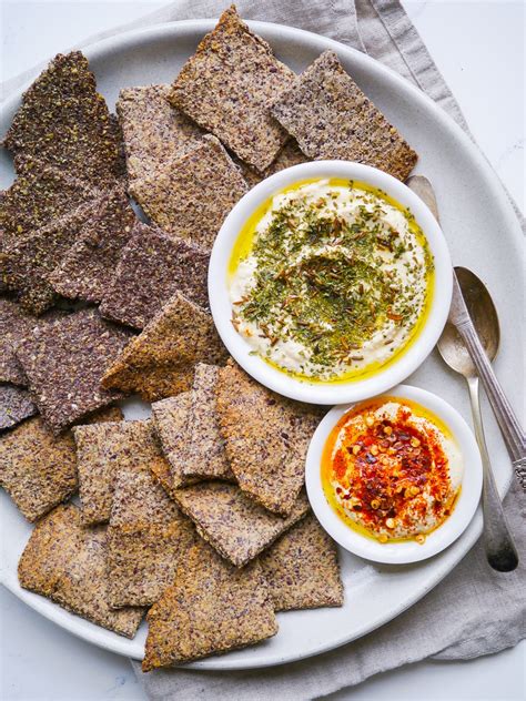 How does Crackers, Flaxseed fit into your Daily Goals - calories, carbs, nutrition