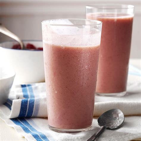 How does Cranberry Banana Pomegranate Smoothie fit into your Daily Goals - calories, carbs, nutrition