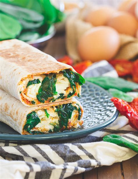 How does Cranberry Spinach Wrap on White Lavash fit into your Daily Goals - calories, carbs, nutrition