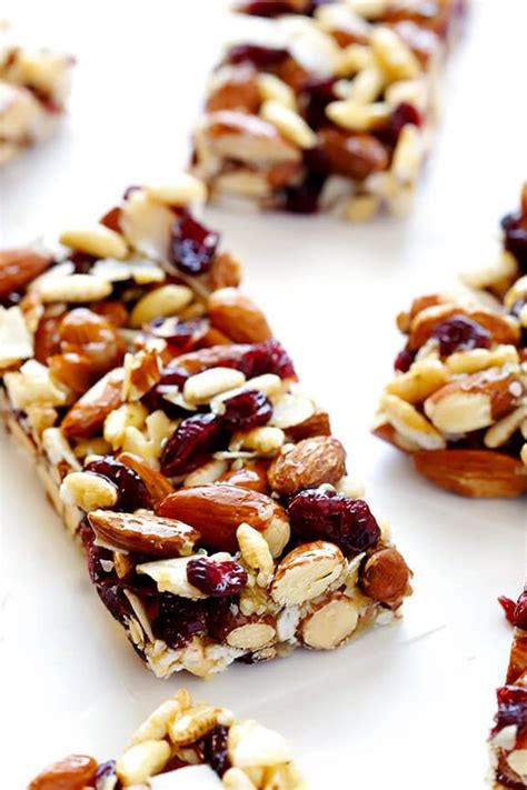 How does Cranberry and Almond Fruit and Nut Bar fit into your Daily Goals - calories, carbs, nutrition