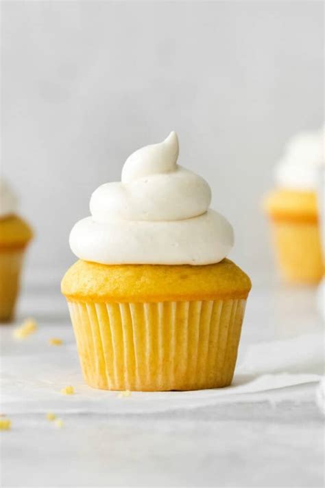 How does Cream Cheese Icing fit into your Daily Goals - calories, carbs, nutrition