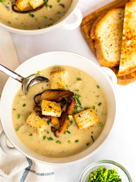 How does Cream of Mushroom Soup fit into your Daily Goals - calories, carbs, nutrition