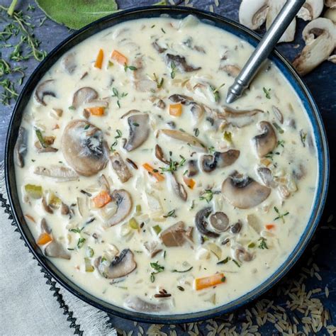 How does Cream of Mushroom Wild Rice Soup (MF16z) fit into your Daily Goals - calories, carbs, nutrition
