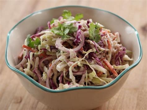 How does Creamy Cole Slaw with horseradish fit into your Daily Goals - calories, carbs, nutrition