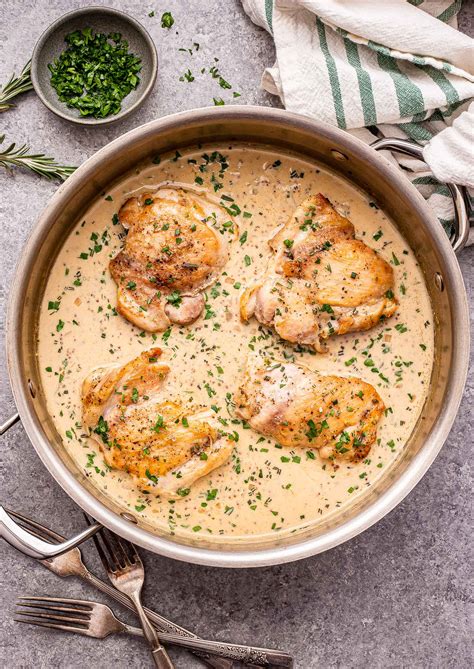 How does Creamy Mustard Chicken fit into your Daily Goals - calories, carbs, nutrition