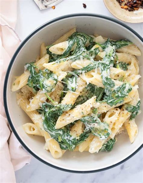 How does Creamy Pasta Romano with Spinach fit into your Daily Goals - calories, carbs, nutrition