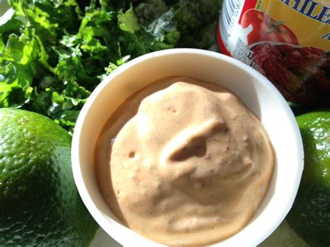 How does Creamy Red Jalapeno Dressing fit into your Daily Goals - calories, carbs, nutrition