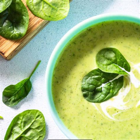 How does Creamy Spinach Soup fit into your Daily Goals - calories, carbs, nutrition