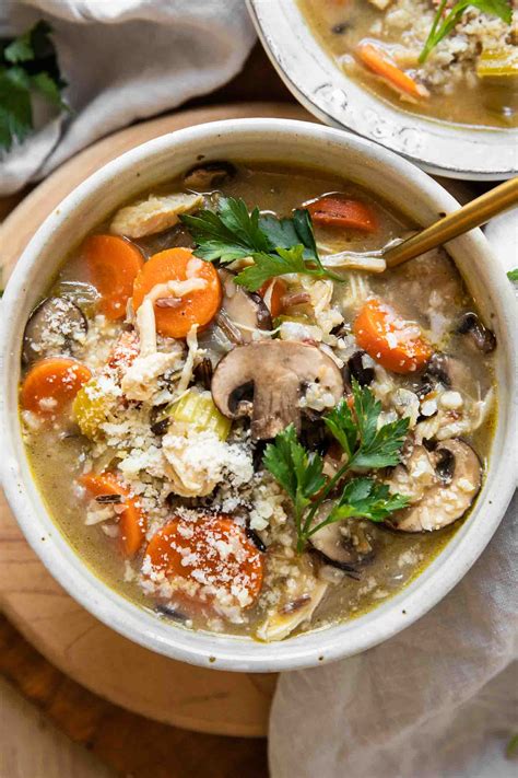 How does Creamy Turkey and Wild Rice Soup 16 oz fit into your Daily Goals - calories, carbs, nutrition