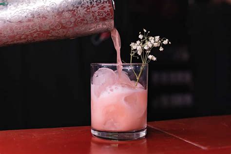 How does Creamy Vodka fit into your Daily Goals - calories, carbs, nutrition