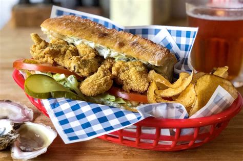 How does Creole Oyster Po Boy Basket fit into your Daily Goals - calories, carbs, nutrition