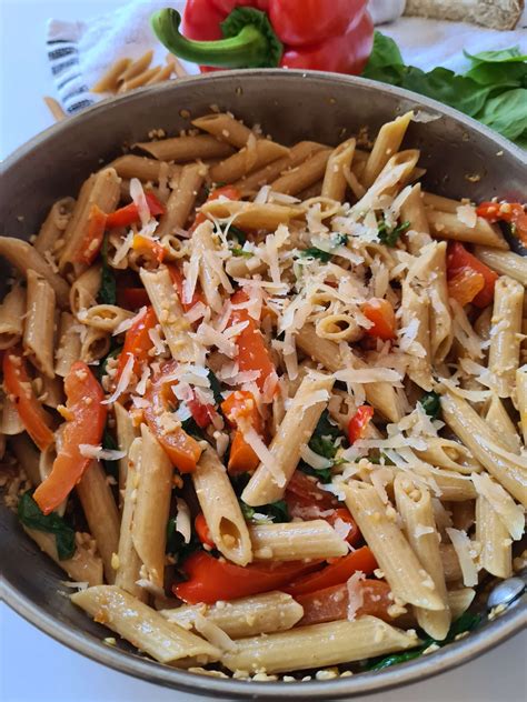 How does Creole Vegetables with Penne fit into your Daily Goals - calories, carbs, nutrition