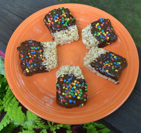How does Crispie Dipper Bar fit into your Daily Goals - calories, carbs, nutrition