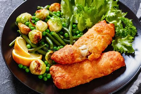 How does Crispy Batter Cod fit into your Daily Goals - calories, carbs, nutrition