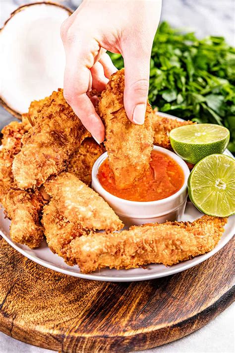 How does Crispy Coconut Chicken fit into your Daily Goals - calories, carbs, nutrition