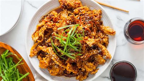 How does Crispy Ginger Beef fit into your Daily Goals - calories, carbs, nutrition