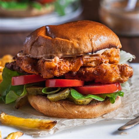 How does Crispy Homestyle Chicken Sandwich fit into your Daily Goals - calories, carbs, nutrition