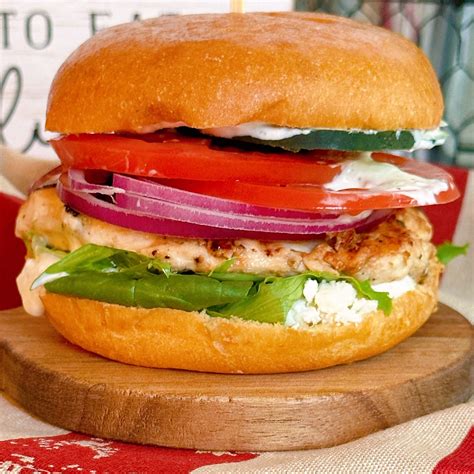 How does Crispy Mediterranean Chicken Sandwich fit into your Daily Goals - calories, carbs, nutrition