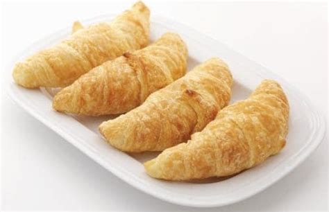 How does Croissant Butter Petite 1 EA fit into your Daily Goals - calories, carbs, nutrition