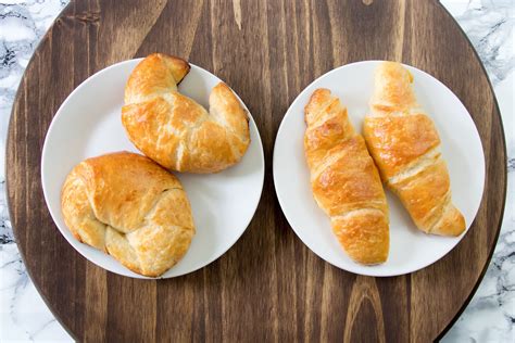 How does Croissant with Butter & Jam fit into your Daily Goals - calories, carbs, nutrition