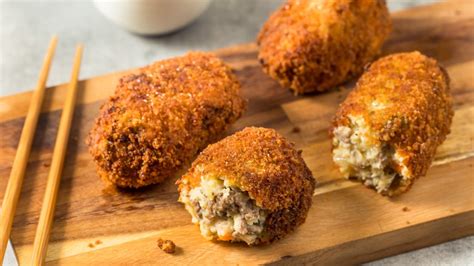 How does Croquette Potato fit into your Daily Goals - calories, carbs, nutrition