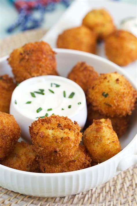 How does Croquette Potatoes fit into your Daily Goals - calories, carbs, nutrition