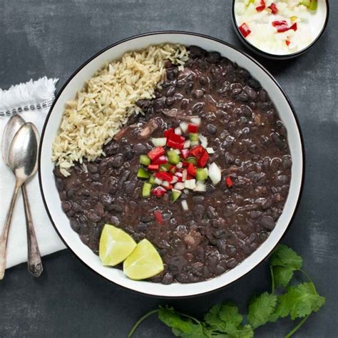 How does Cuban Black Bean Soup fit into your Daily Goals - calories, carbs, nutrition