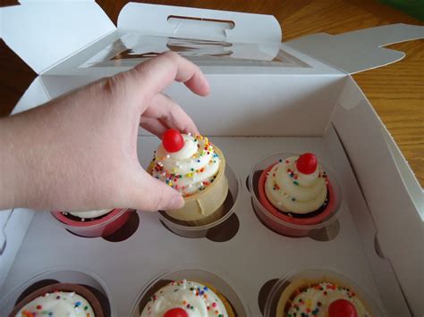 How does Cupcake Cone fit into your Daily Goals - calories, carbs, nutrition