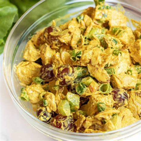 How does Curried Chicken Salad fit into your Daily Goals - calories, carbs, nutrition