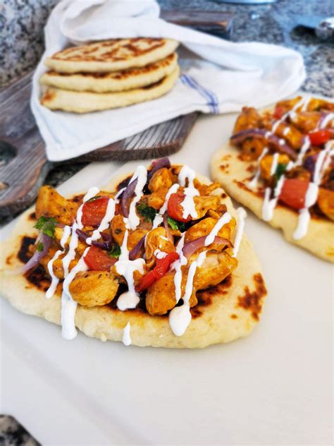 How does Curried Chicken on Flatbread fit into your Daily Goals - calories, carbs, nutrition