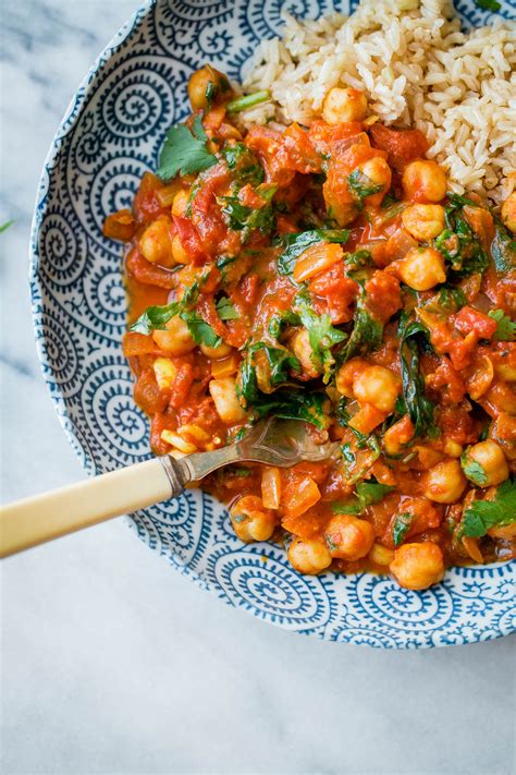 How does Curried Chickpeas fit into your Daily Goals - calories, carbs, nutrition