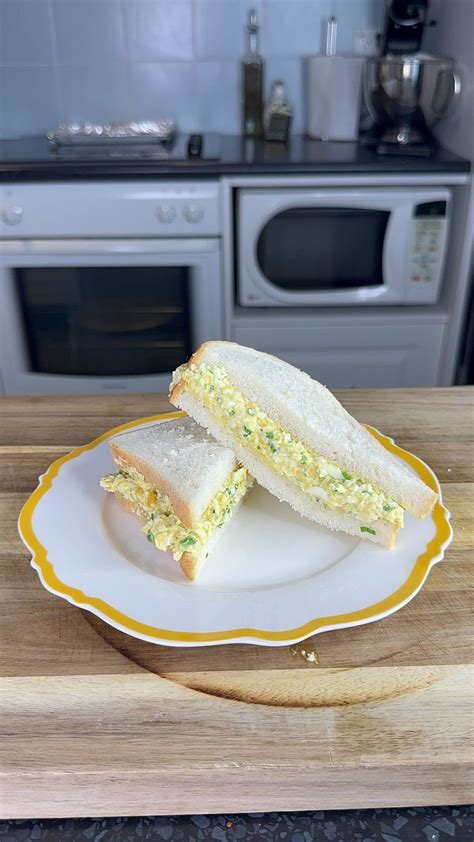 How does Curried Egg Salad Sandwich fit into your Daily Goals - calories, carbs, nutrition