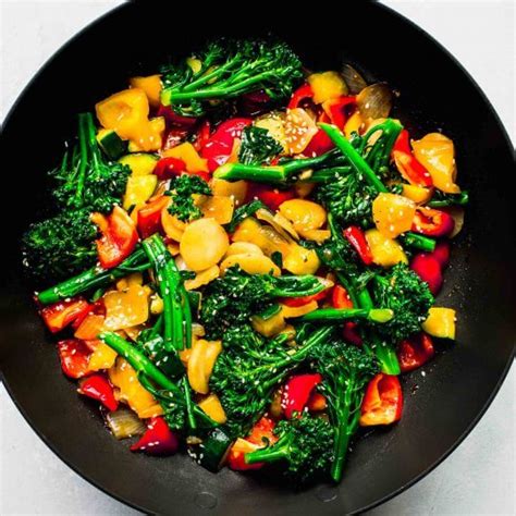 How does Curried Ginger Vegetable Stir Fry fit into your Daily Goals - calories, carbs, nutrition