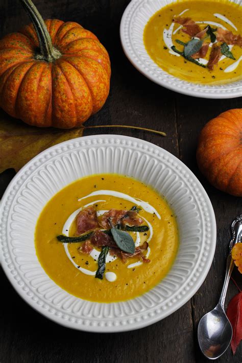 How does Curried Pumpkin Bisque 12 oz fit into your Daily Goals - calories, carbs, nutrition