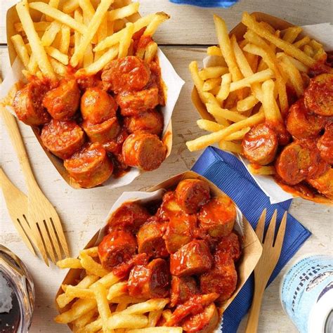 How does Currywurst fit into your Daily Goals - calories, carbs, nutrition